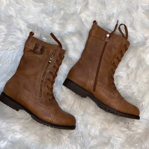 Women Combat/Hiking Boots